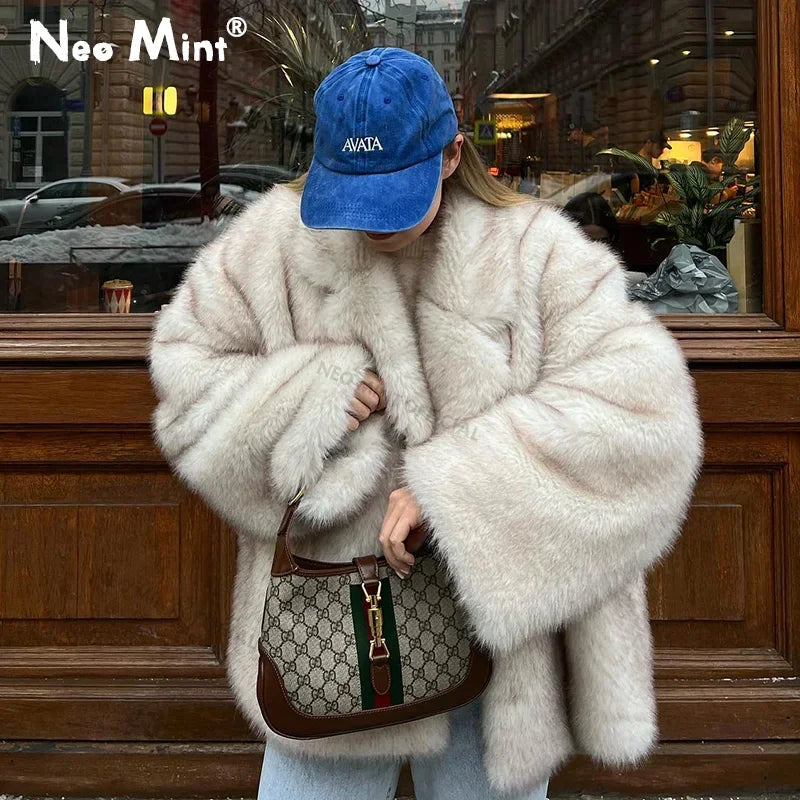 Neo Mint Gradient Oversized Fur Coat y 2025 Winter