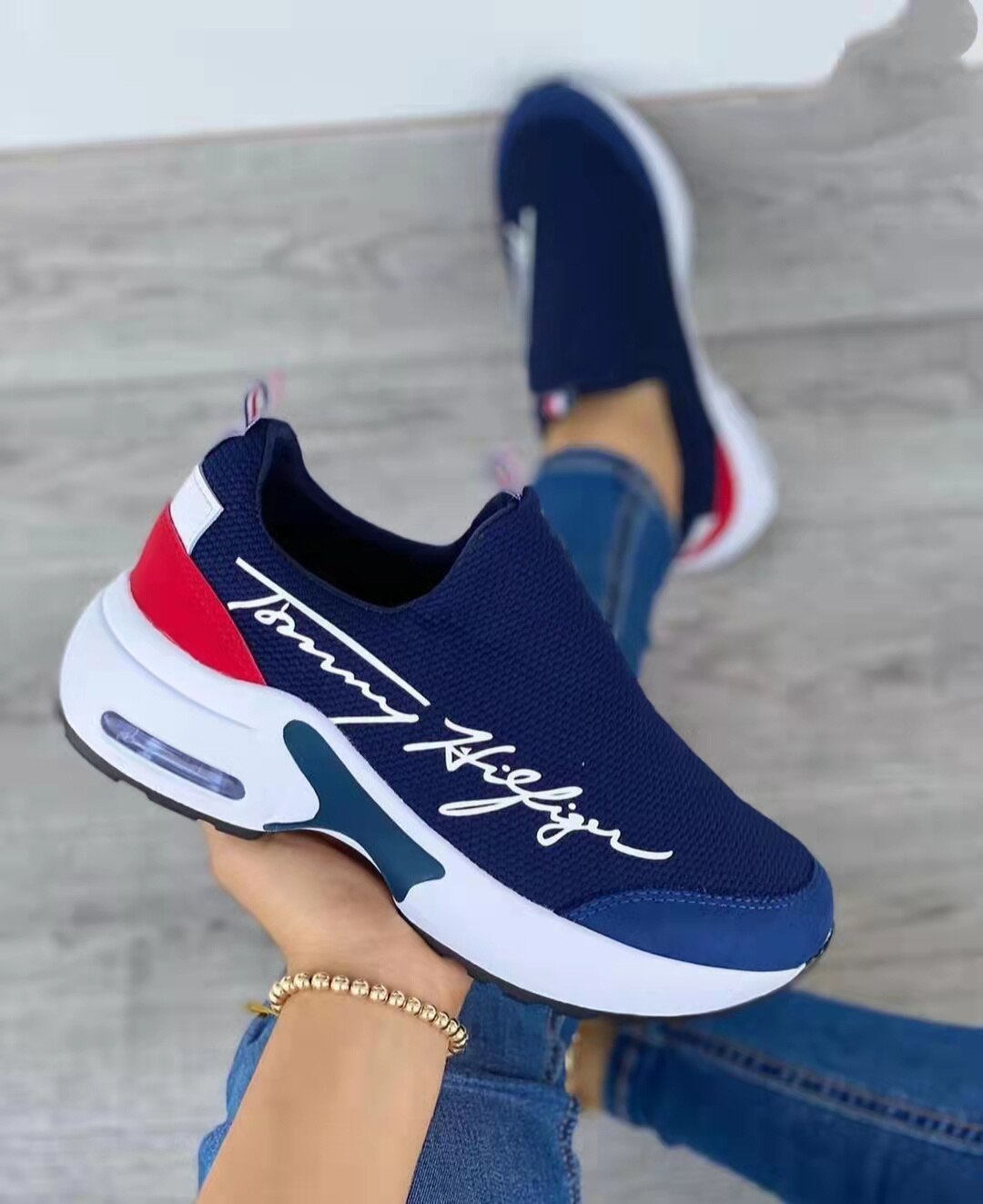 Women's Flat Sneakers with Casual and Breathable Design - Tommy Hilfiger Style, Comfortable Wedge Shoes for Walking