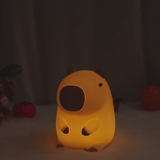 Video demonstration of the Capybara Night Light showcasing soft LED glow, color-changing features, and use as a kids' bedroom décor and nighttime comfort lamp
